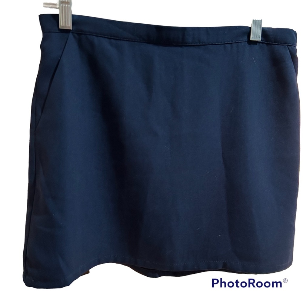 Forever 21 SZ 28 (M/8-10) Navy Blue Lined Skirt Mini Skirt w/Pockets
